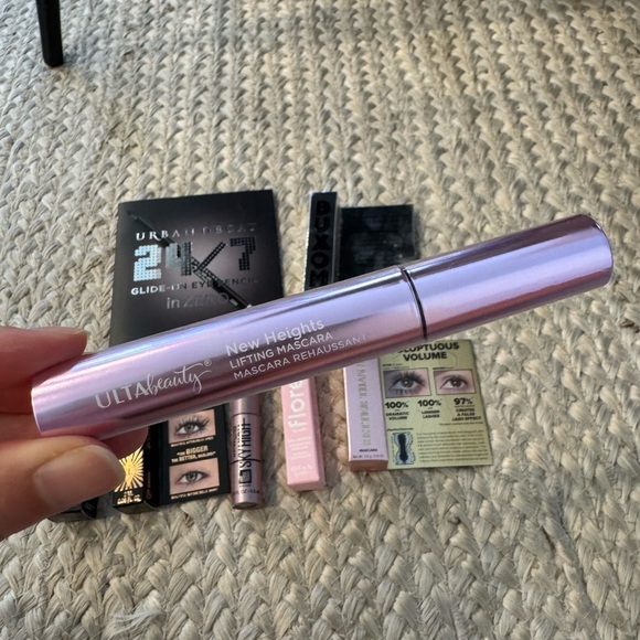 Mascara bundle - Picture 3 of 5